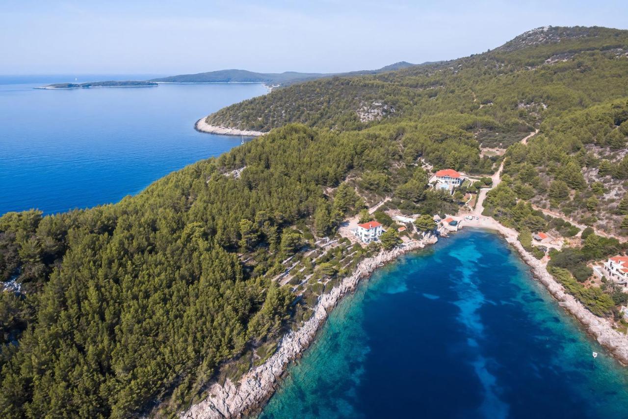 Apartments By The Sea Cove Zaglav, Korcula - 12208 Prižba Kültér fotó
